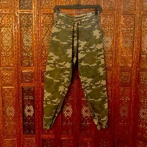 Camo Tie Waist Joggers